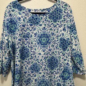 Emily Daniels white floral pullover tunic, 3/4 length sleeve, 2X